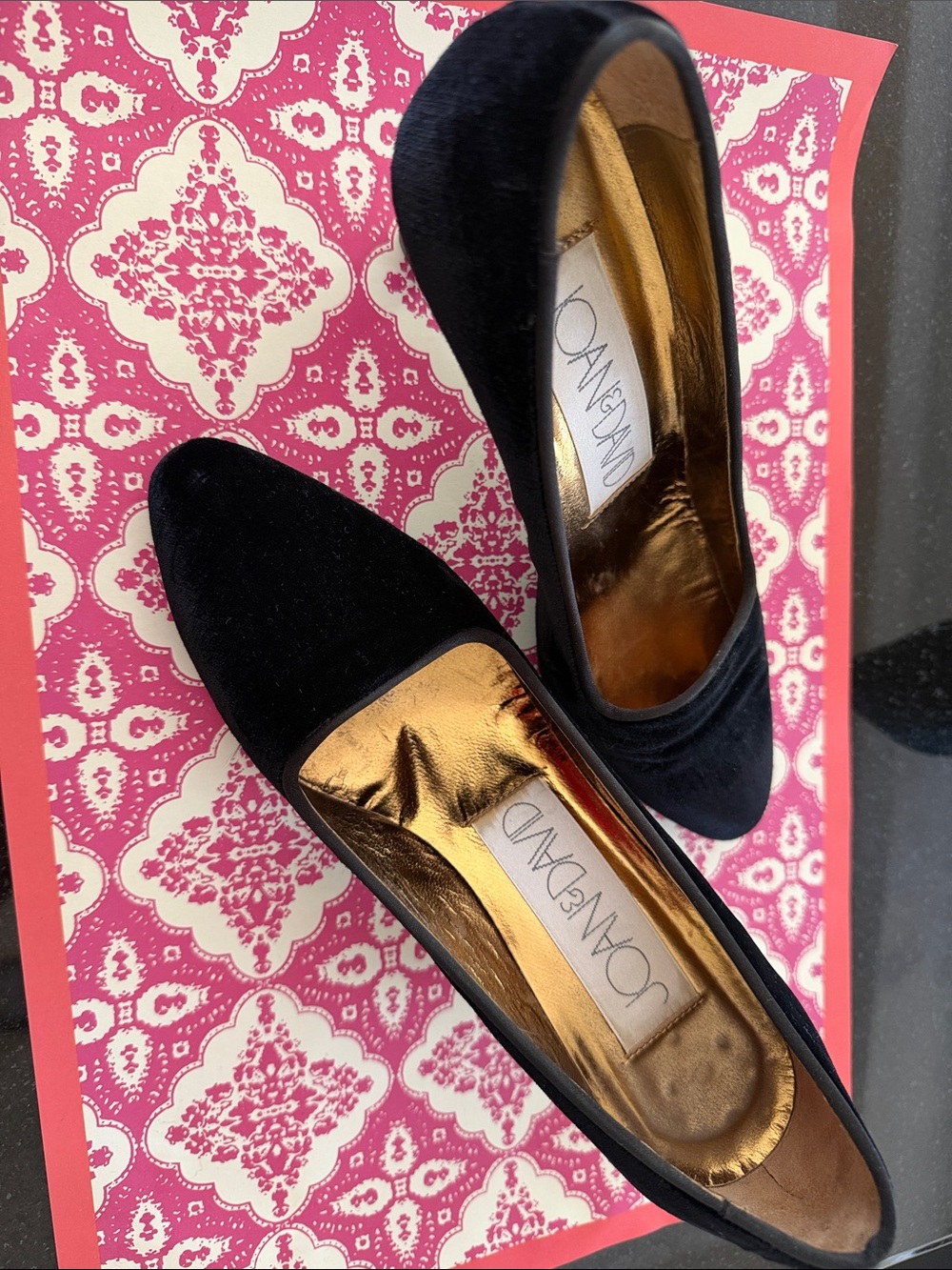 Vintage Joan and David Pumps: 2" Heels: Suede Black: Size 7.5 N